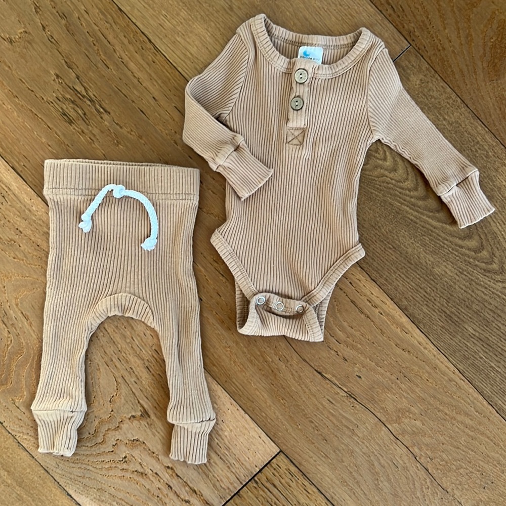 Little One Shop Camel Ribbed Bodysuit Set